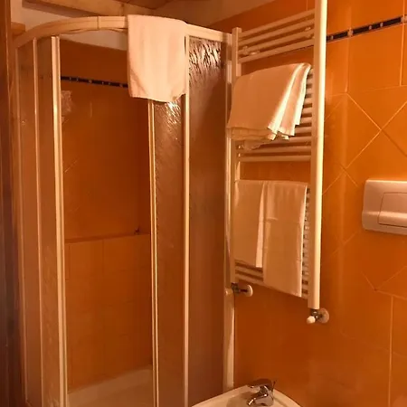 - Della Nonna Bed and Breakfast Pescasseroli